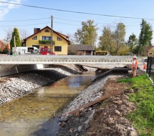 Rozbudowa drogi powiatowej nr 1259R w związku z rozbiórką istniejącego mostu i kładki oraz budową nowego mostu w miejscowości Grodzisko Dolne w km 5+431 (JNI 01008078)