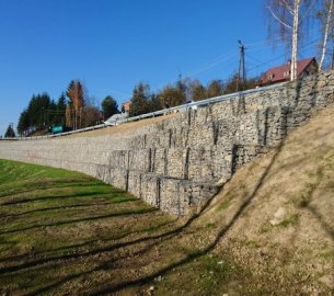 Stabilizacja osuwiska wraz z odbudową zniszczonego odcinka drogi gminnej Łowczówek-Woźniczna w km 2+012-2+116