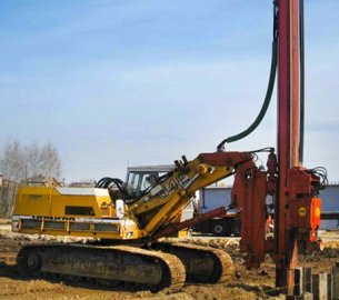 Palownica LIEBHERR 942 z osprzętem